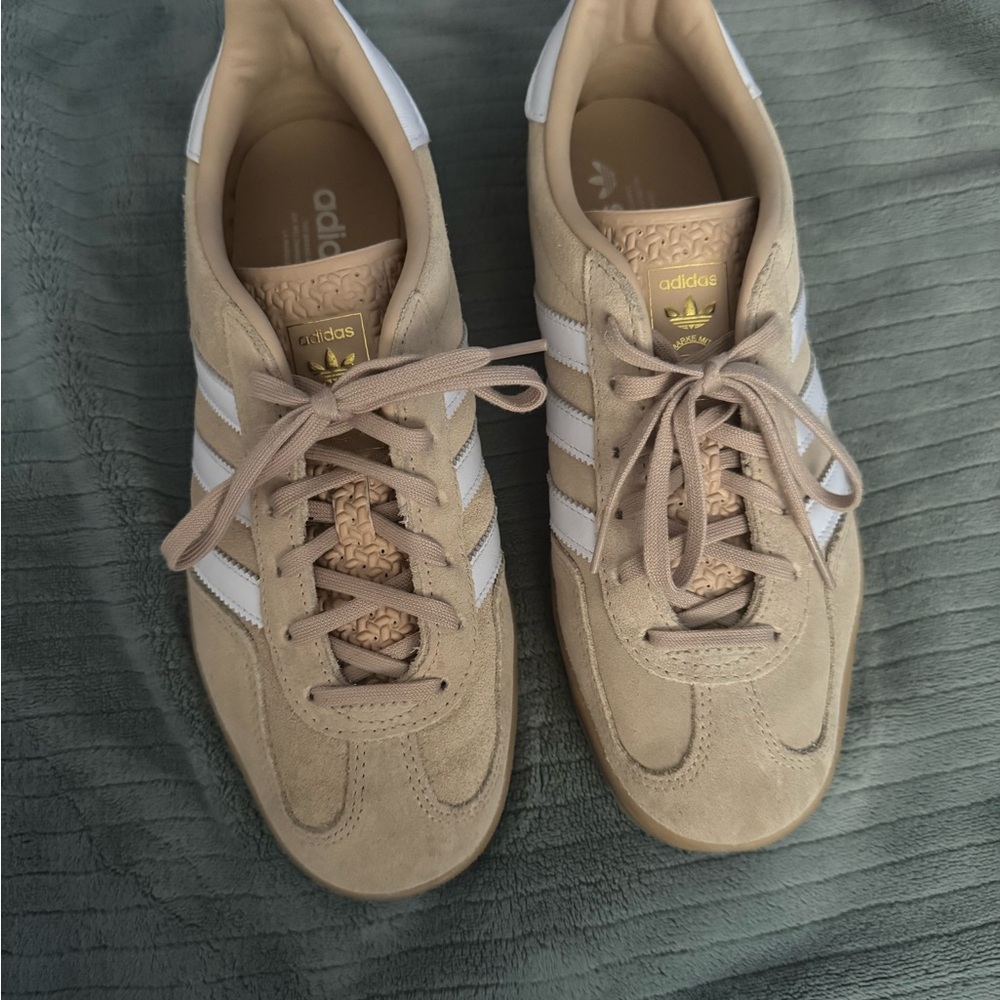 Adidas Tan and White Casual Sneakers